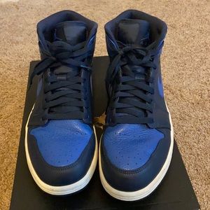 Men’s Air Jordan 1 Mid sneakers